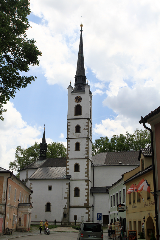 Farní kostel sv. Bartoloměje ve Frymburku